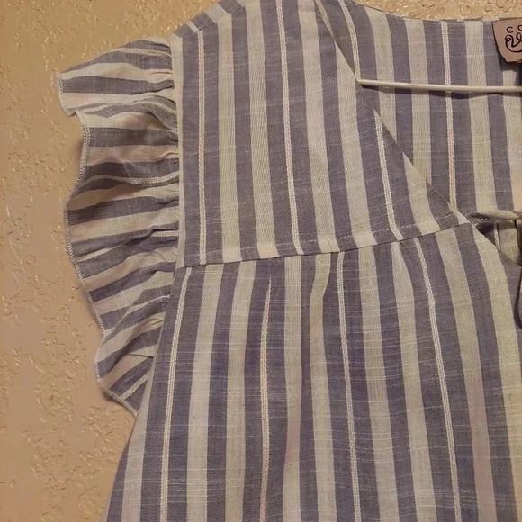 Como Vintage short ruffled sleeve blouse Size Large. - Picture 2 of 6